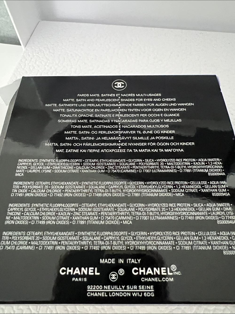 CHANEL Rouge Noir Confidence Eyeshadow & Blush Palette - Limited Edition - Picture 2 of 6